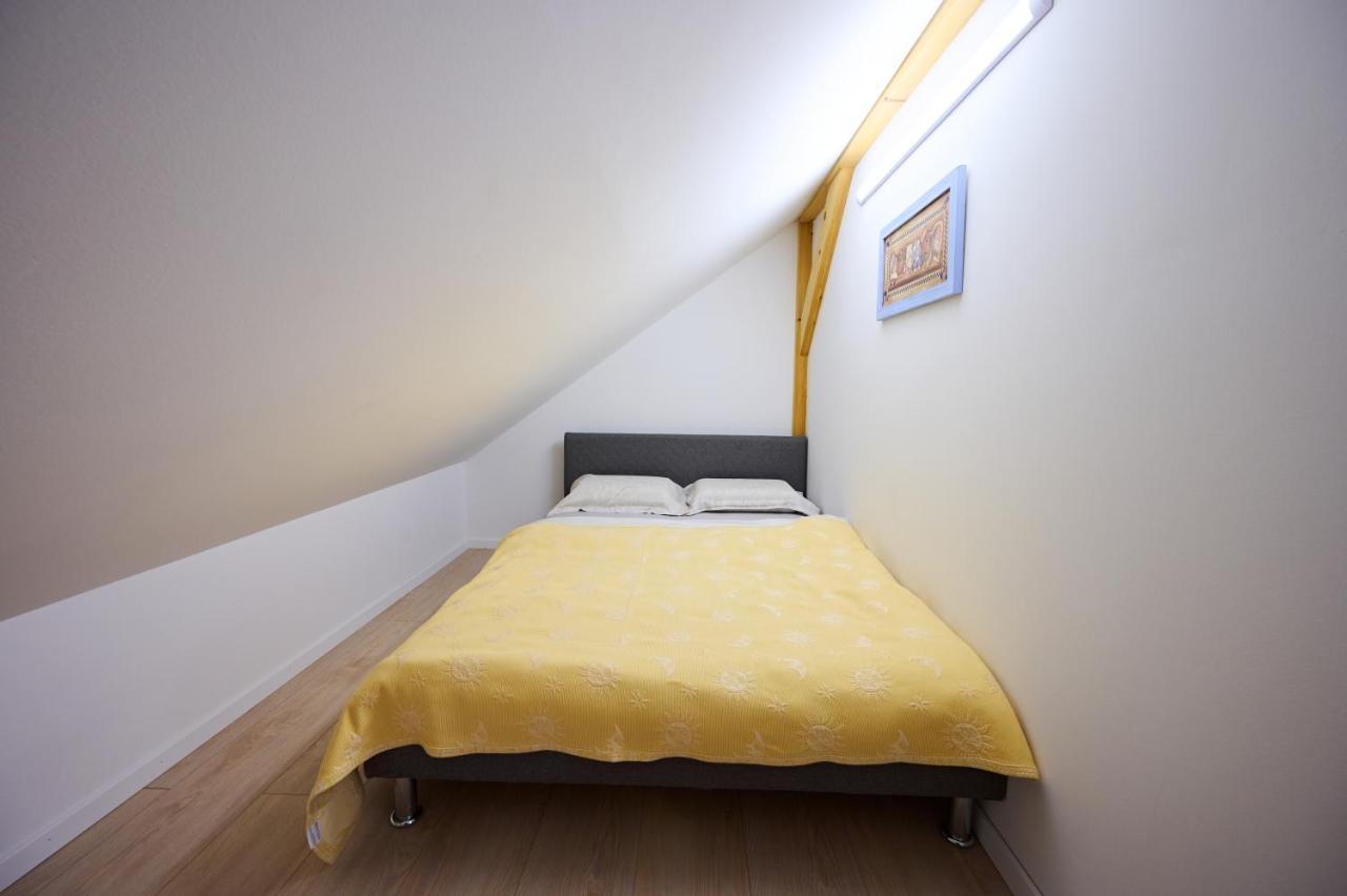 Apartment P42 Словени Градец Екстериор снимка